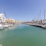 Puerto Marina Apartment